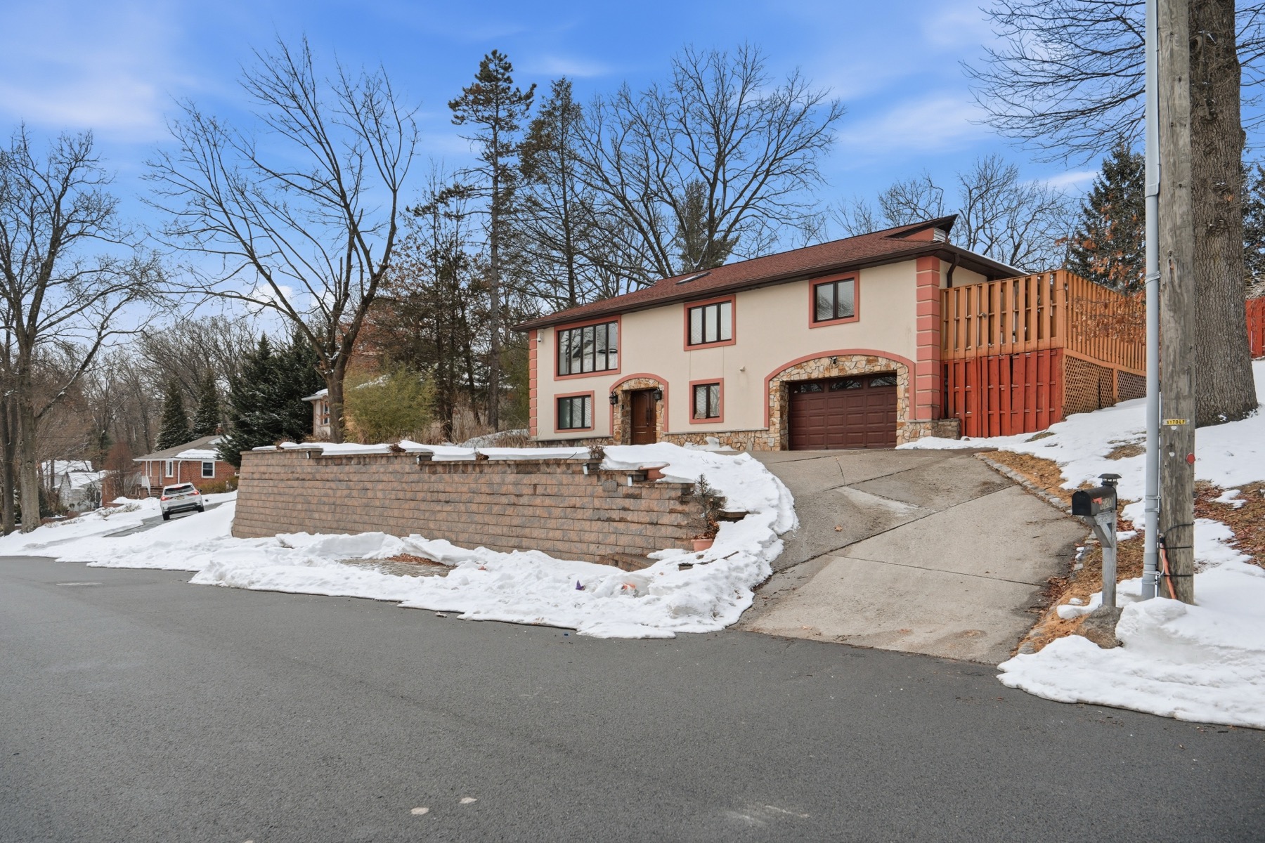 Listing exterior — North Jersey